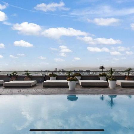Appartamento Skybox Penthouse Los Angeles Esterno foto